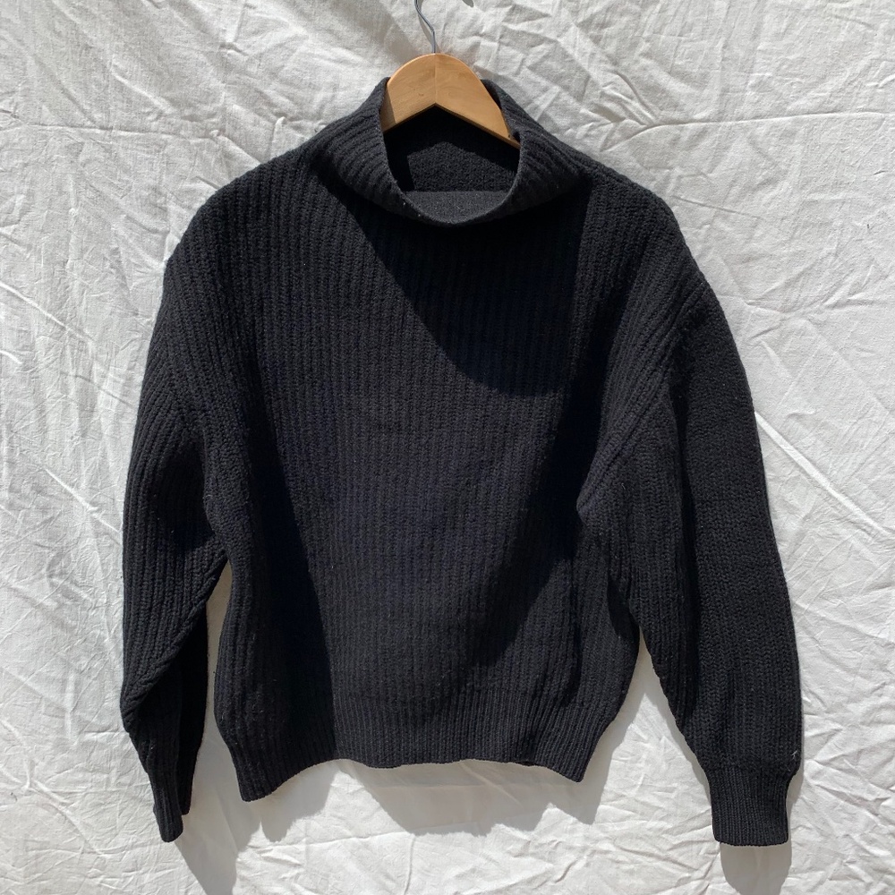 Wilfred Montellier Sweater